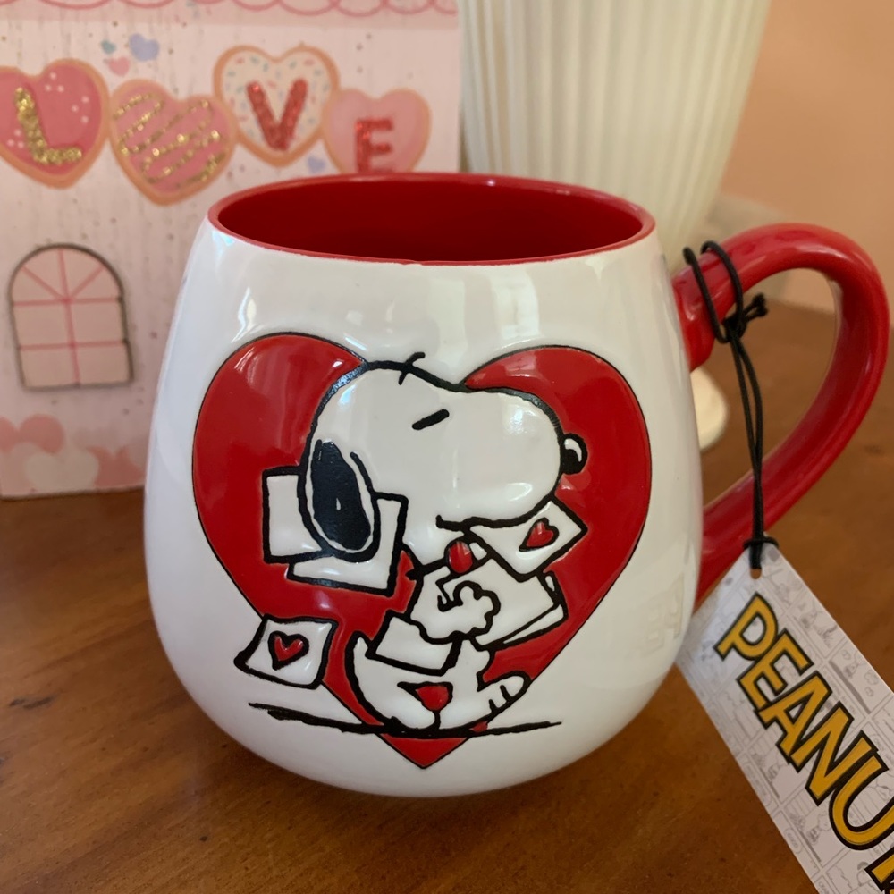 Peanuts Snoopy Valentines Mug Hearts Love NWT ❤️💕